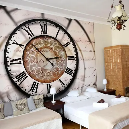 Apartament City, Clock Krosno Exterior photo